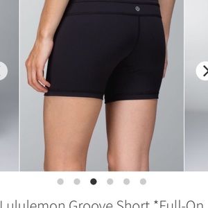 Lululemon groove short full on luon fabric reg